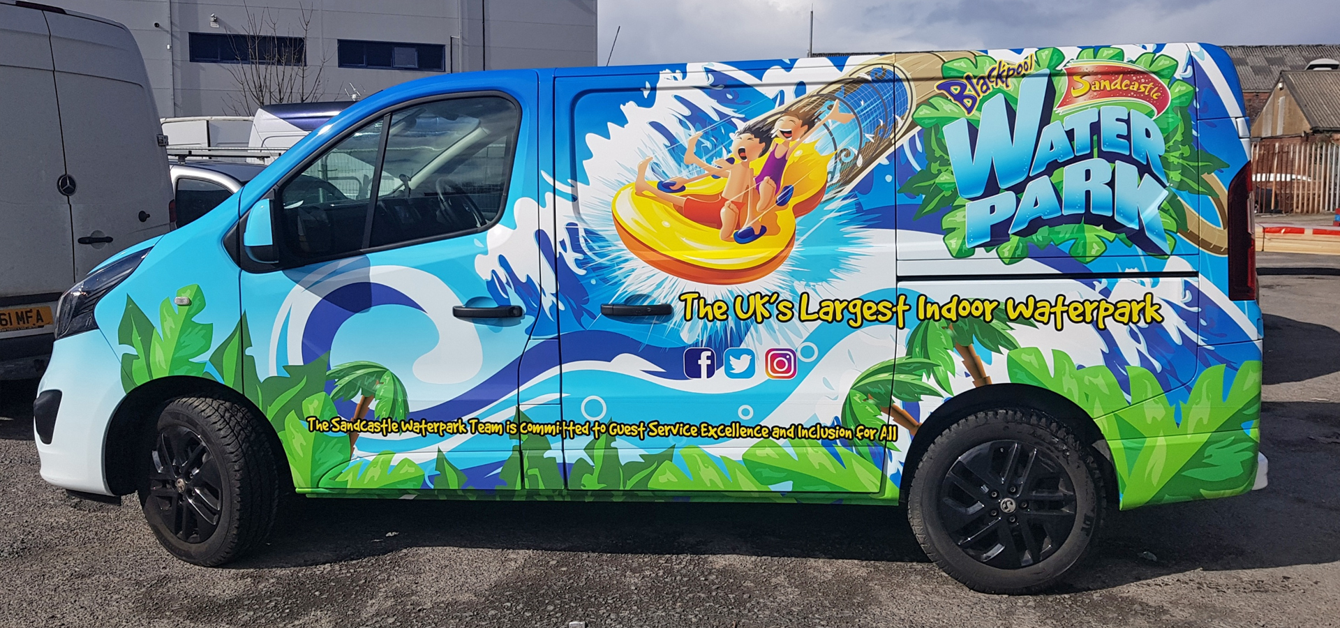 Sandcastle vehicle wraps from Heckford