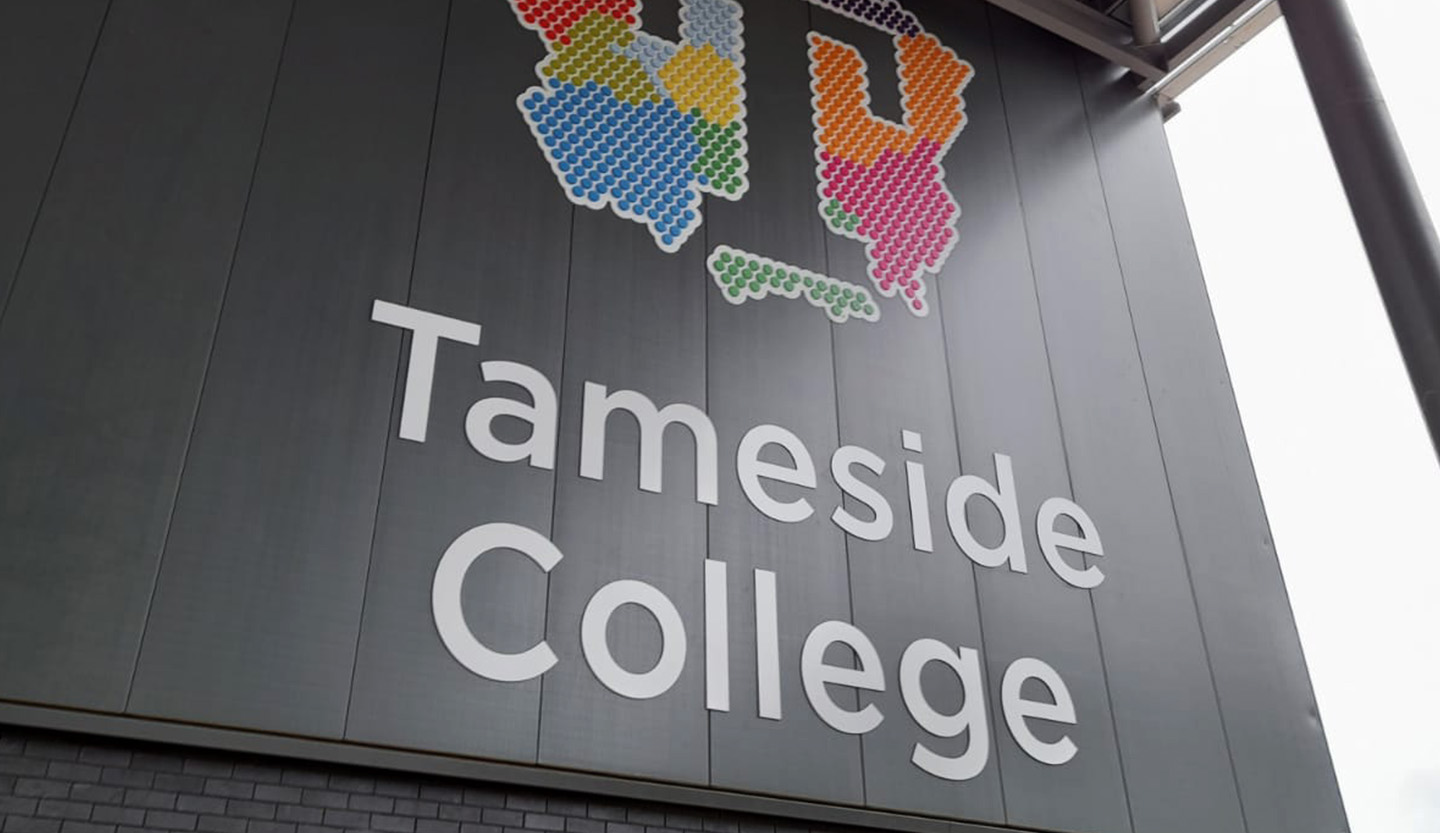 Tameside College Signage