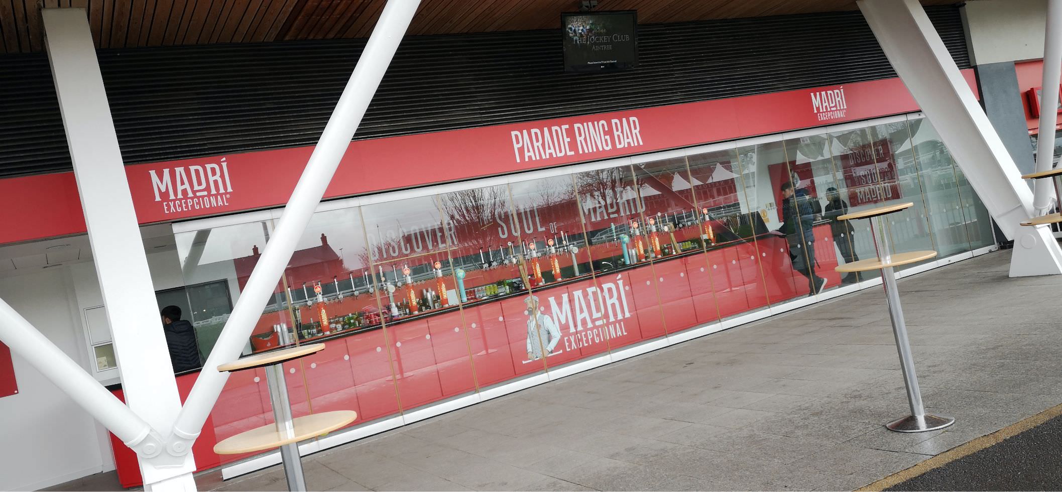 Madri Excepcional bar at Aintree Racecourse